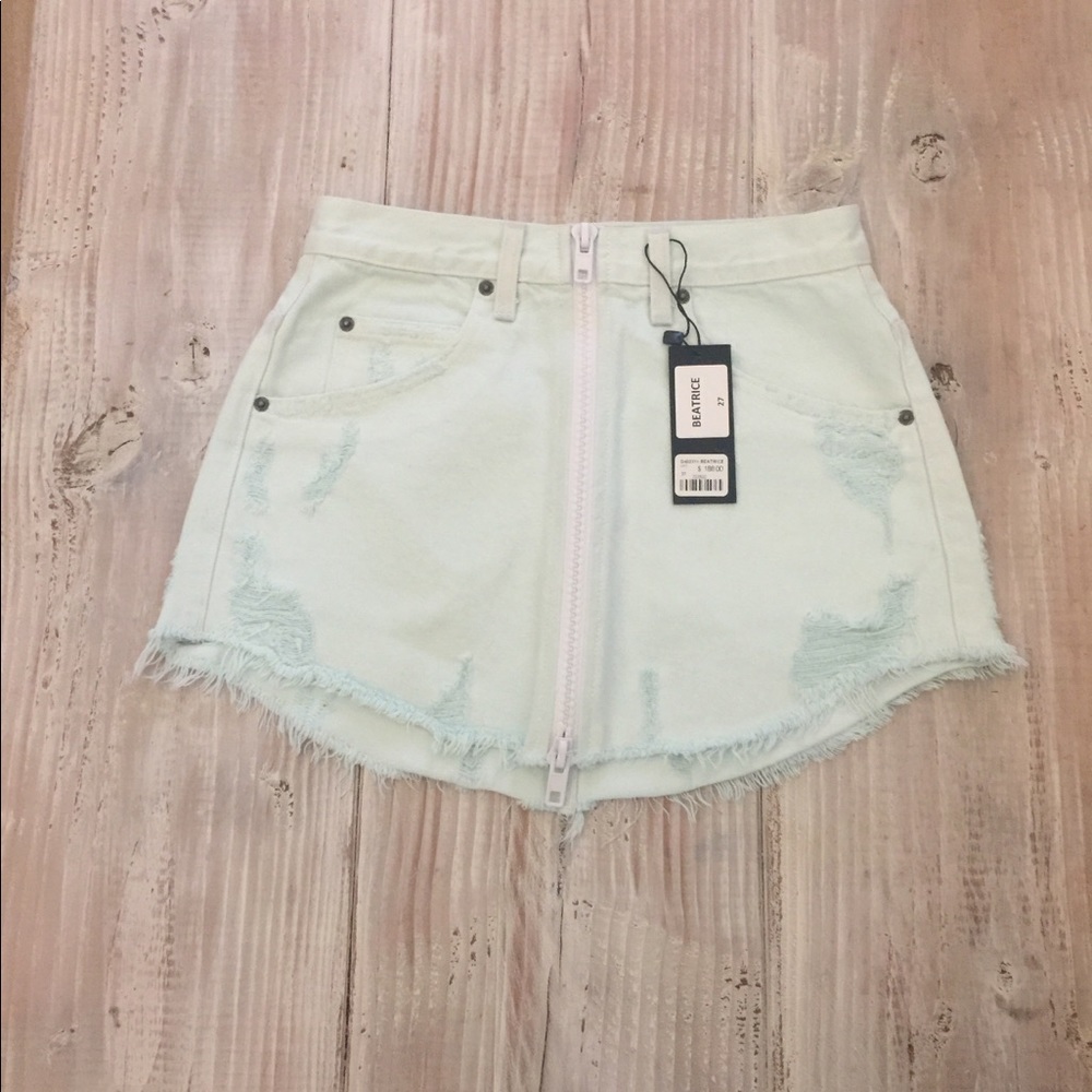 New! Price FIRM!LF/Carmar zipper up denim NWT - Picture 4 of 5